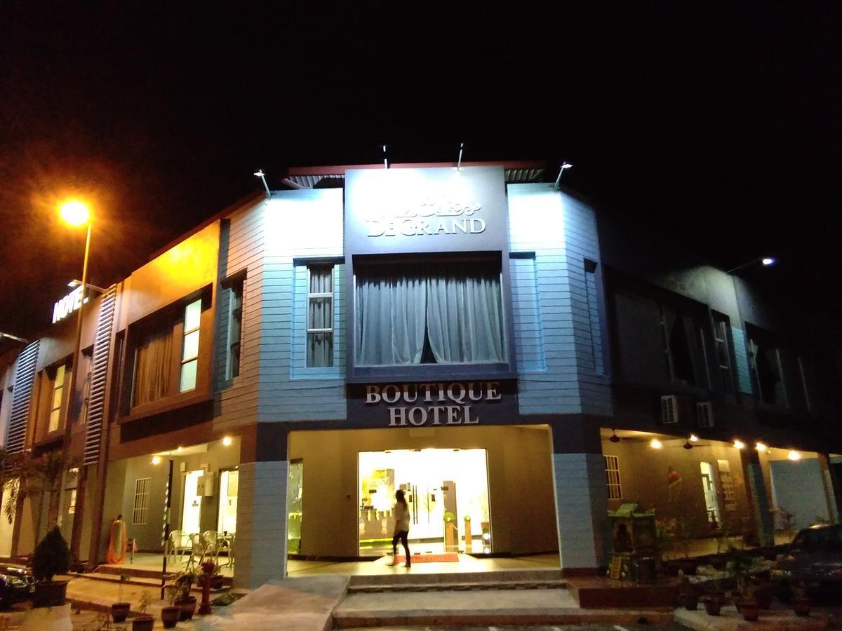 Pi Grand Hotel Sepang Dış mekan fotoğraf